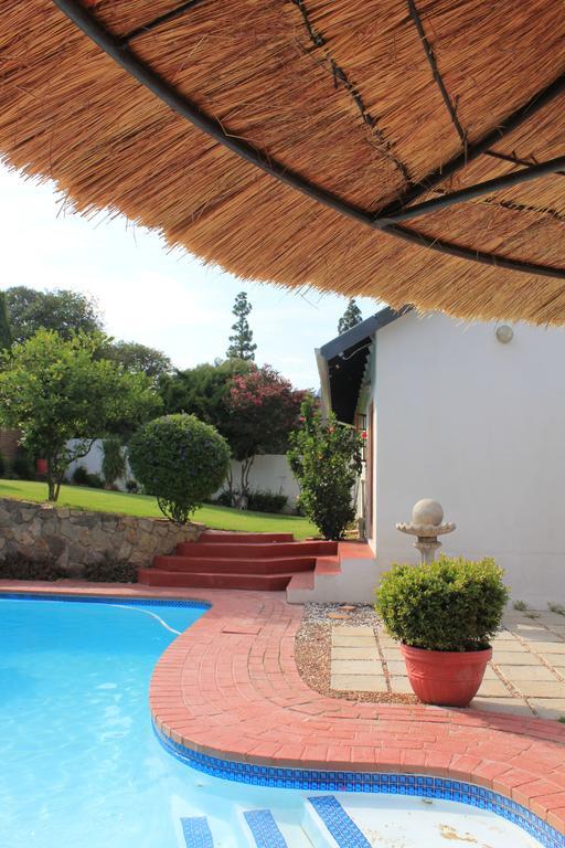Mizizi House Of Sandton B & B Johannesburg Eksteriør billede